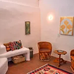 Hotel The