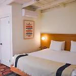 Hotel The