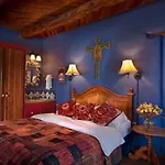 Hotel The 3*