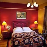 The 3* Santa Fe
