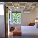 Hotel The