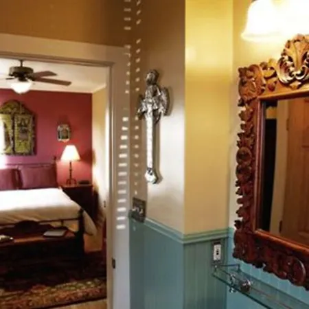 Hotel The Farmhand 1 Downtown